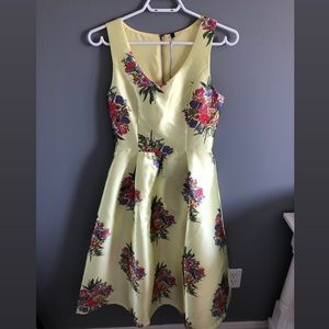 Classy pastel yellow floral midi dress